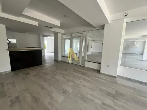 Sale, office space, 304m², Nova Pazova, Stara Pazova - image 14