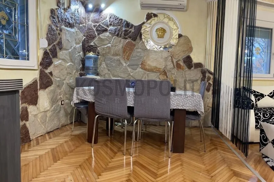 Sale, three bedroom apartment, 57m², Karaburma, Palilula Sve Podlokacije