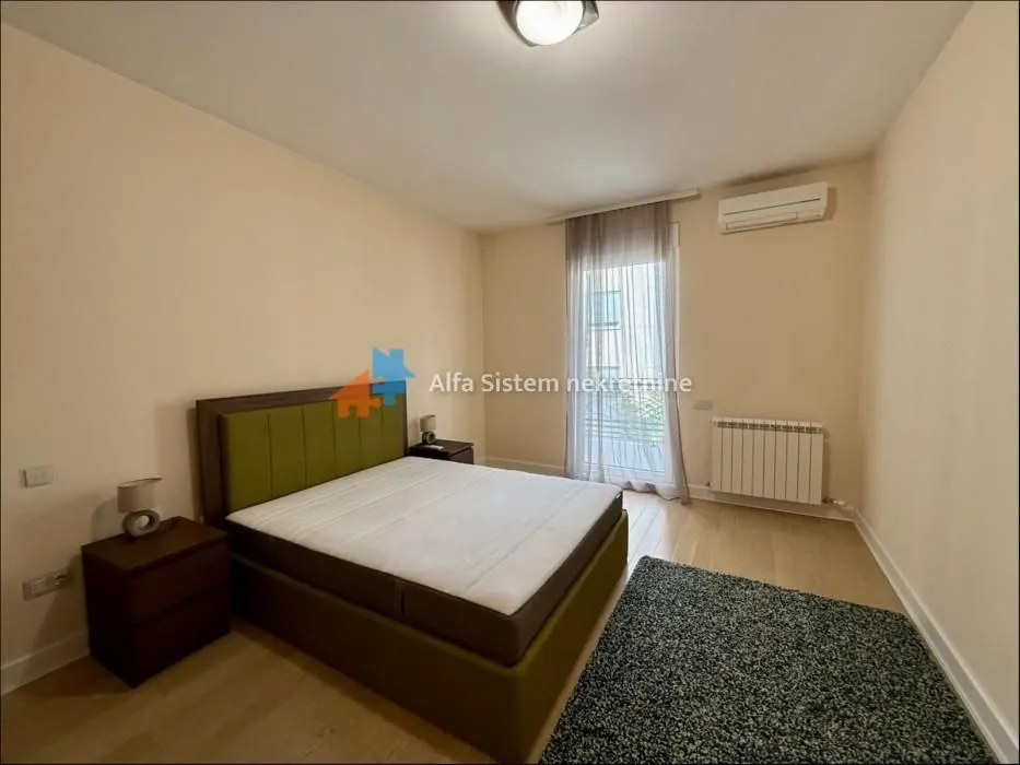 Rent, four bedroom apartment, 185m², Neimar, Vračar Sve Podlokacije