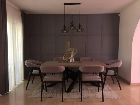 Sale, house, 254m², Beočin, Srbija - image 16