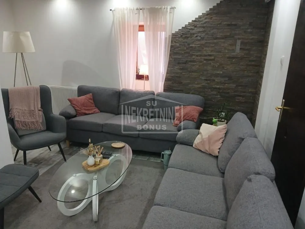 Prodaja, kuća, 563m², Kelebija, Subotica