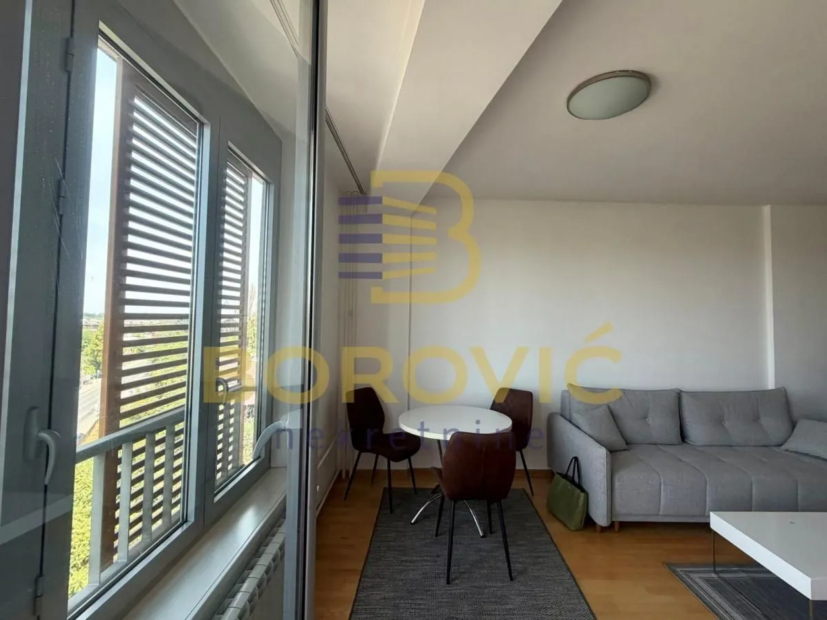 Rent, two bedroom apartment, 41m², Stari Grad, Beograd