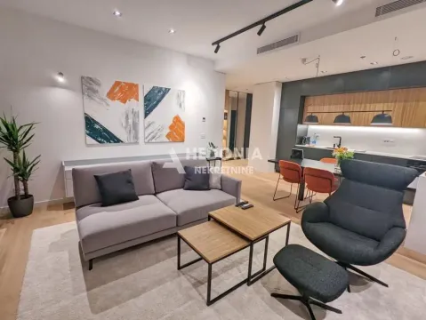 Izdavanje, trosoban stan, 96m², Novi Beograd Blok 65, Novi Beograd Sve Podlokacije - image 3
