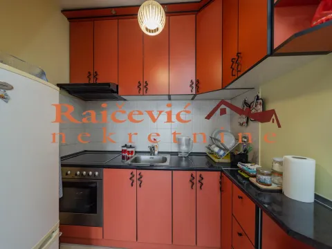 Rent, three bedroom apartment, 65m², Kluz, Zvezdara Sve Podlokacije - image 7