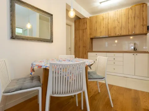 Izdavanje, jednosoban stan, 53m², Podgorica, Crna Gora - image 2