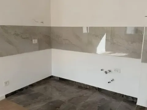 Sale, three bedroom apartment, 70m², Zemun Gornji Grad, Zemun Sve Podlokacije - image 8