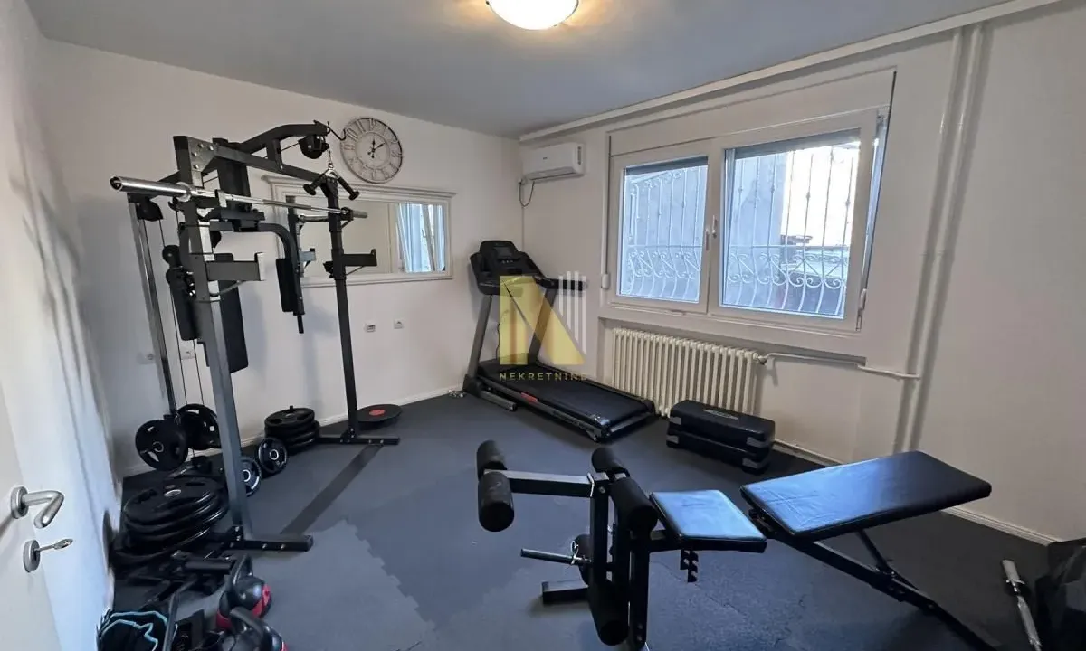 Izdavanje, poslovni prostor, 65m², Kej, Novi Sad Sve Podlokacije