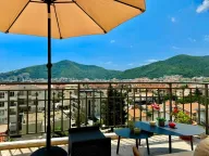 Izdavanje, dvosoban stan, 120m², Budva, Crna Gora - image 17