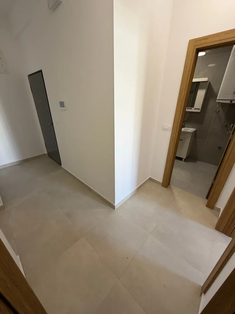 Prodaja, jednosoban stan, 61m², Čeluga, Bar