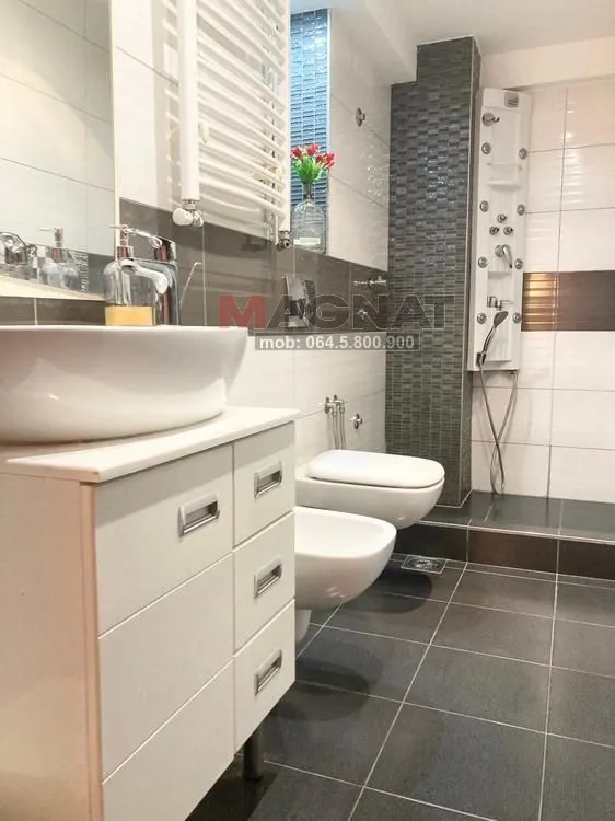 Prodaja, poslovni prostor, 70m², Autokomanda, Voždovac Sve Podlokacije