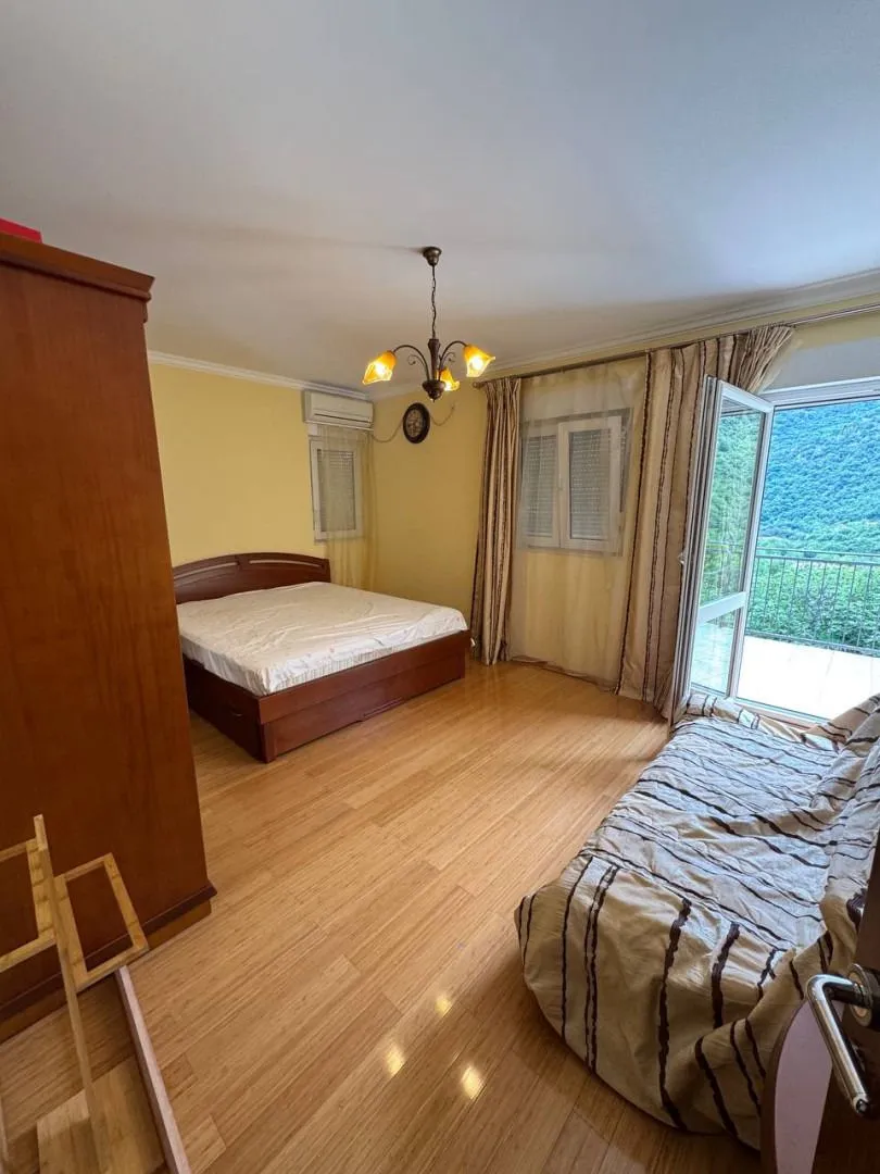 Sale, house, 90m², Morinj, Kotor
