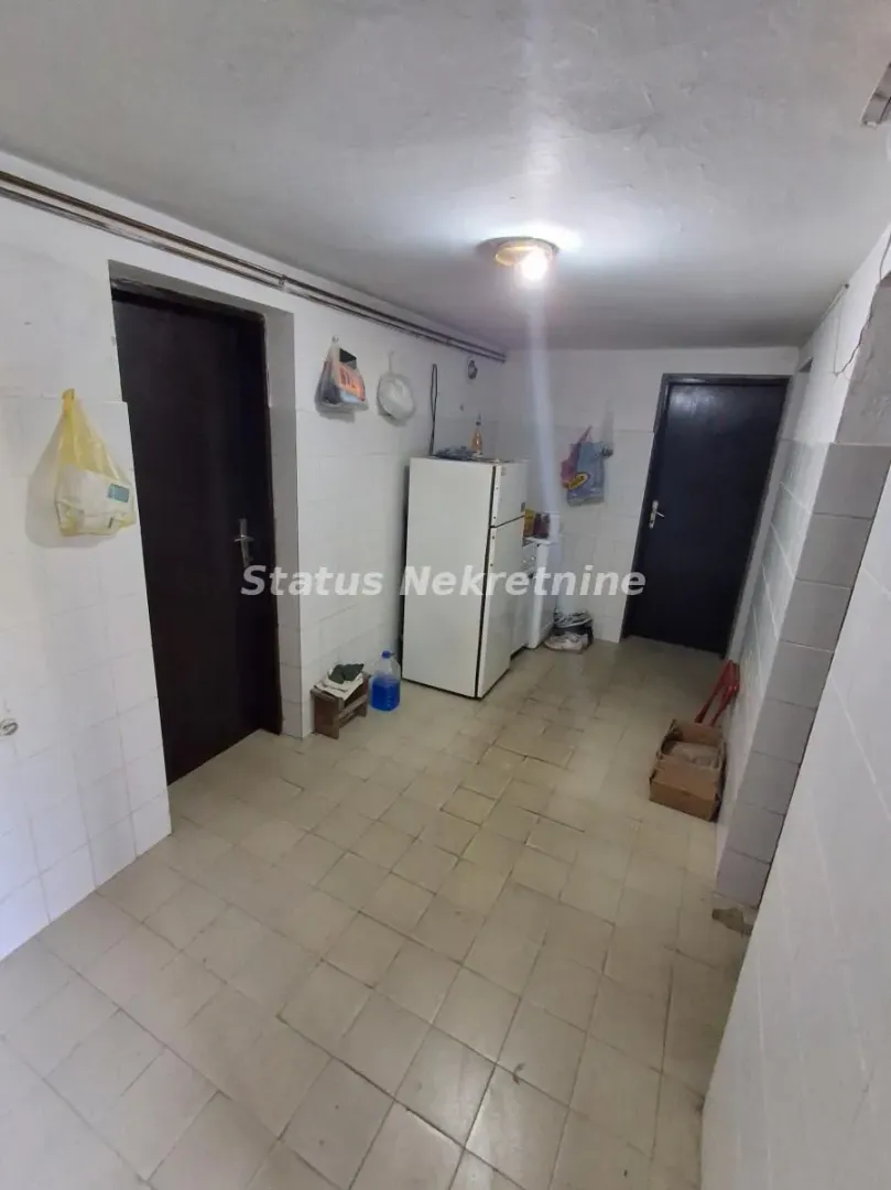 Prodaja, kuća, 170m², Čenej, Novi Sad Sve Podlokacije