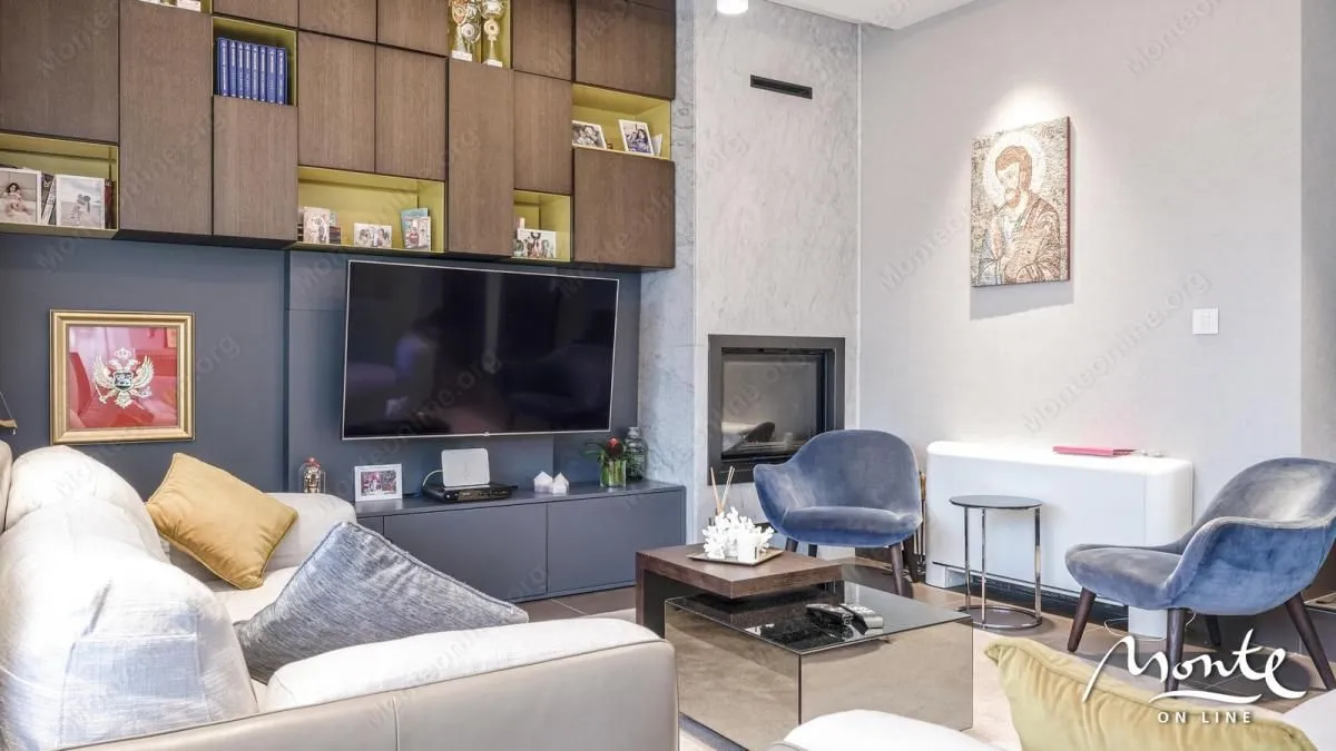Sale, house, 210m², Dobrota, Kotor