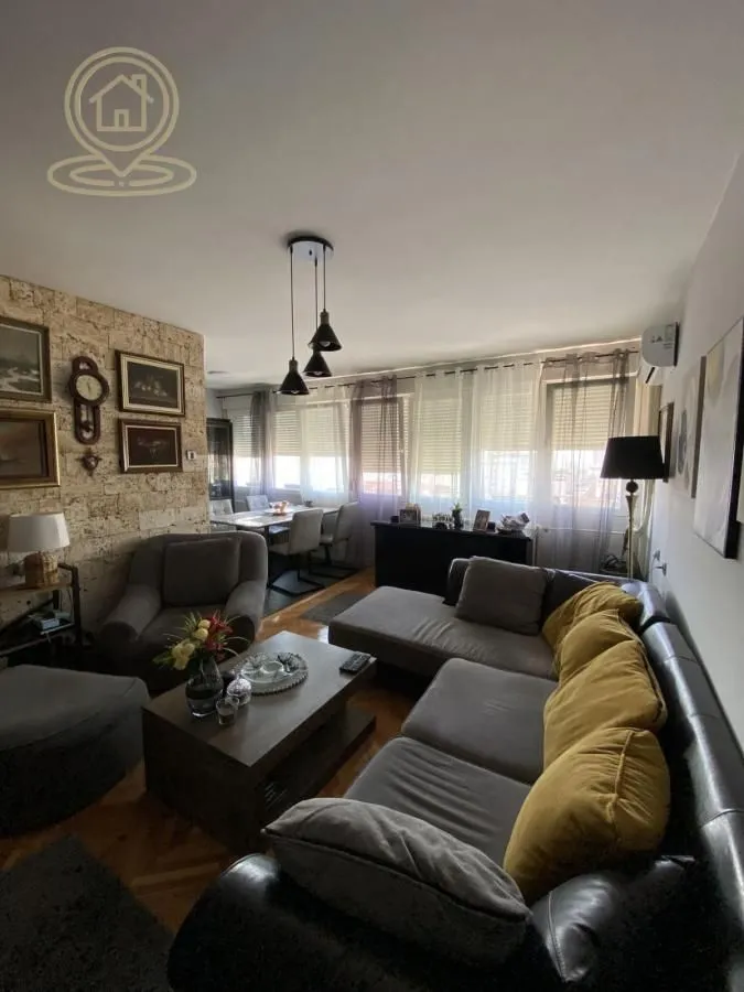 Prodaja, trosoban stan, 70m², Medijana, Niš