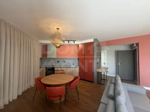 Rent, two bedroom apartment, 90m², Tivat, Crna Gora - image 6