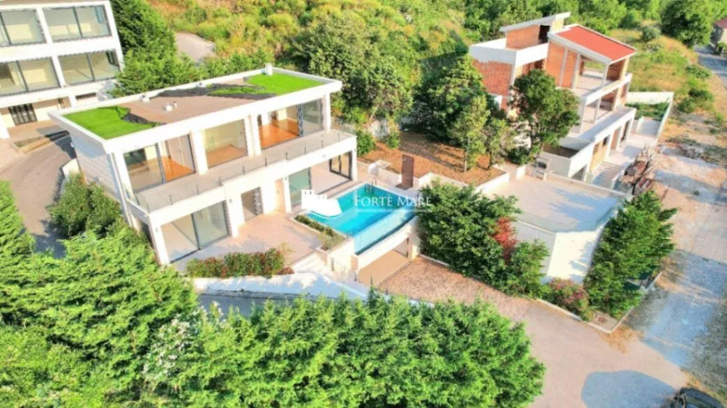 Sale, house, 304m², Blizikuće, Budva