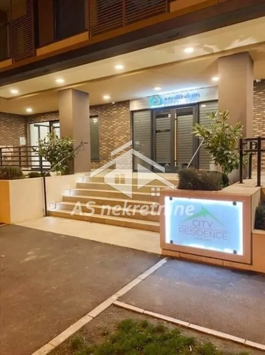 Izdavanje, dvosoban stan, 35m², Vračar Sve Podlokacije, Beograd