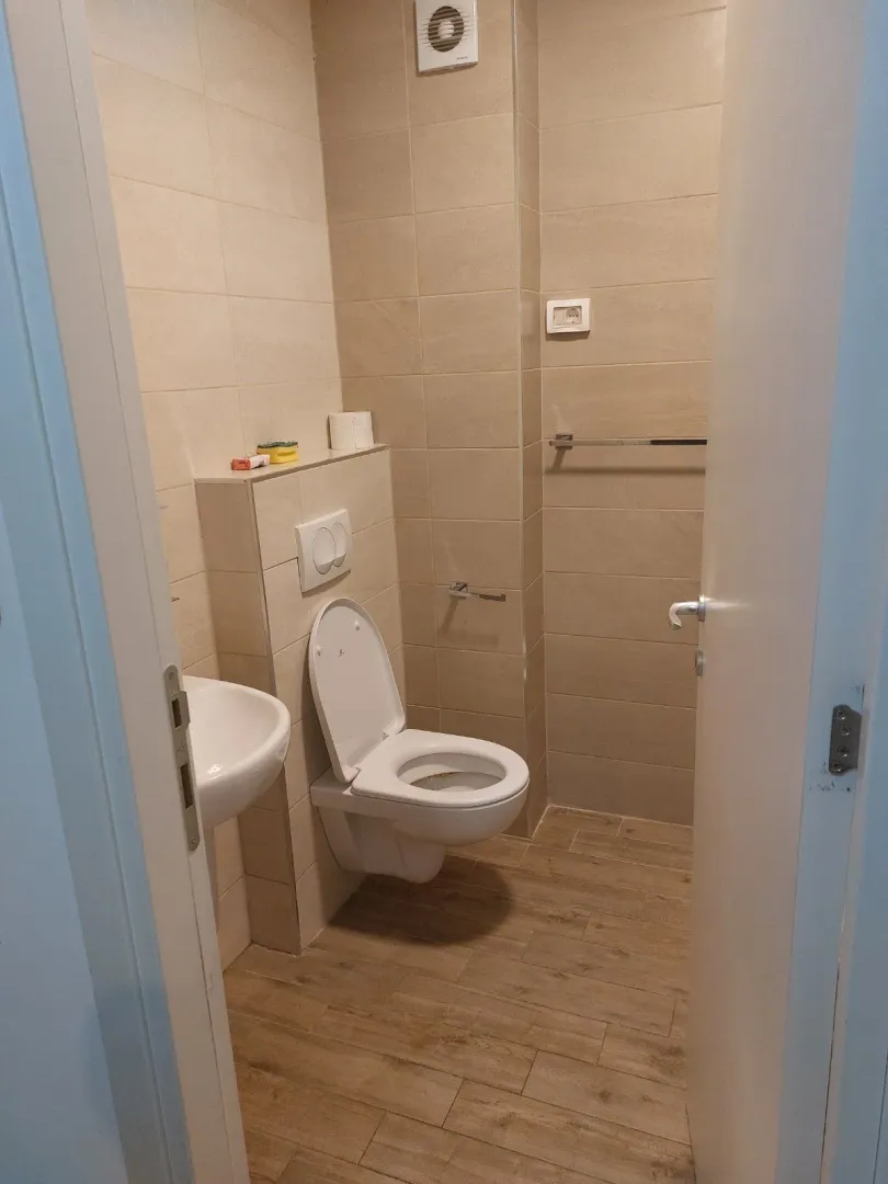 Izdavanje, jednosoban stan, 44m², City Kej, Podgorica