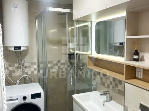 Rent, two bedroom apartment, 65m², Centar, Cetinje - image 7