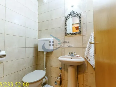 Sale, three bedroom apartment, 73m², Vračar Sve Podlokacije, Beograd - image 18