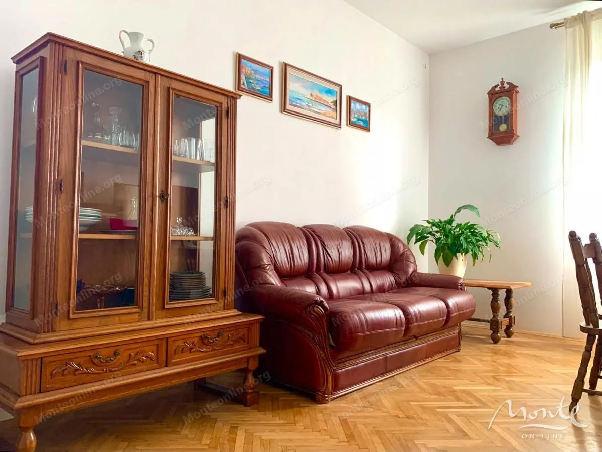 Prodaja, kuća, 250m², Radovići, Tivat