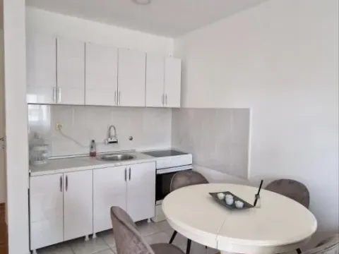 Rent, one bedroom apartment, 47m², Sajmište, Novi Sad - image 3