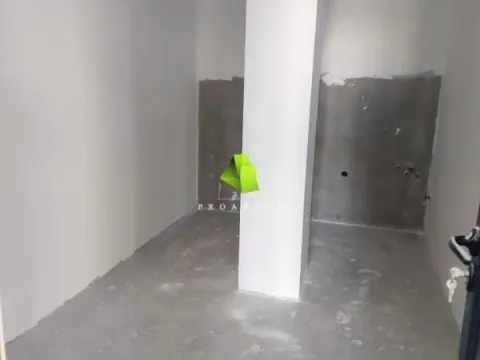 Izdavanje, poslovni prostor, 700m², Medijana, Niš - image 12