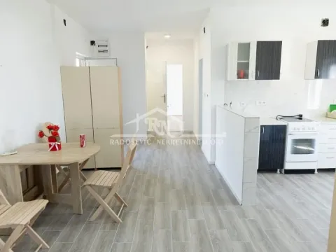 Prodaja, kuća, 247m², Miljakovac, Rakovica - image 12