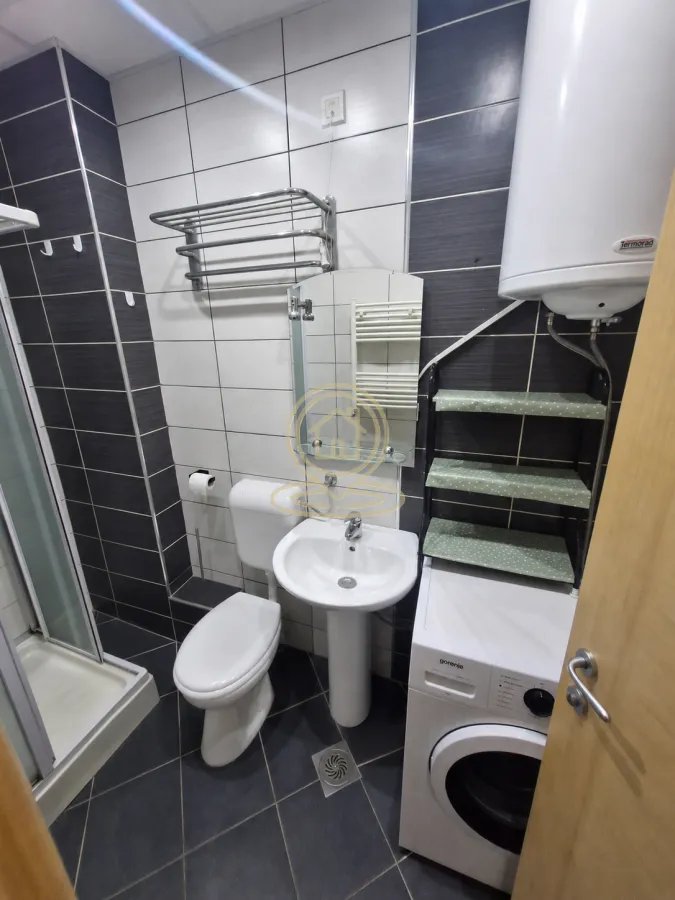 Izdavanje, jednosoban stan, 41m², Novo naselje, Novi Sad