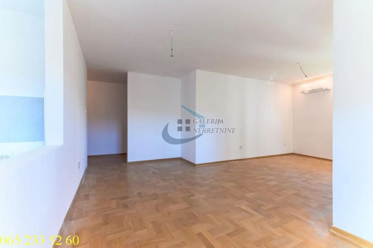 Prodaja, trosoban stan, 65m², Kluz, Zvezdara Sve Podlokacije