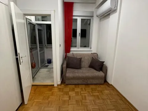 Rent, studio apartment, 22m², Centar, Novi Sad - image 5