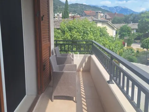Rent, one bedroom apartment, 50m², Centar, Tivat - image 2