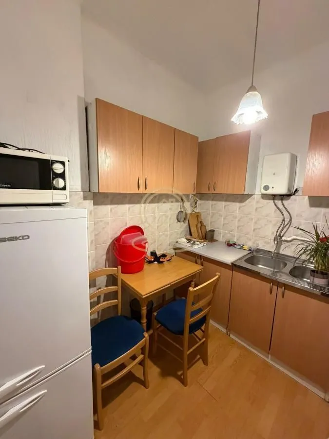 Rent, two bedroom apartment, 50m², Stari Grad, Beograd