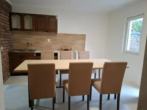 Izdavanje, kuća, 90m², Boljevci, Surčin - image 2