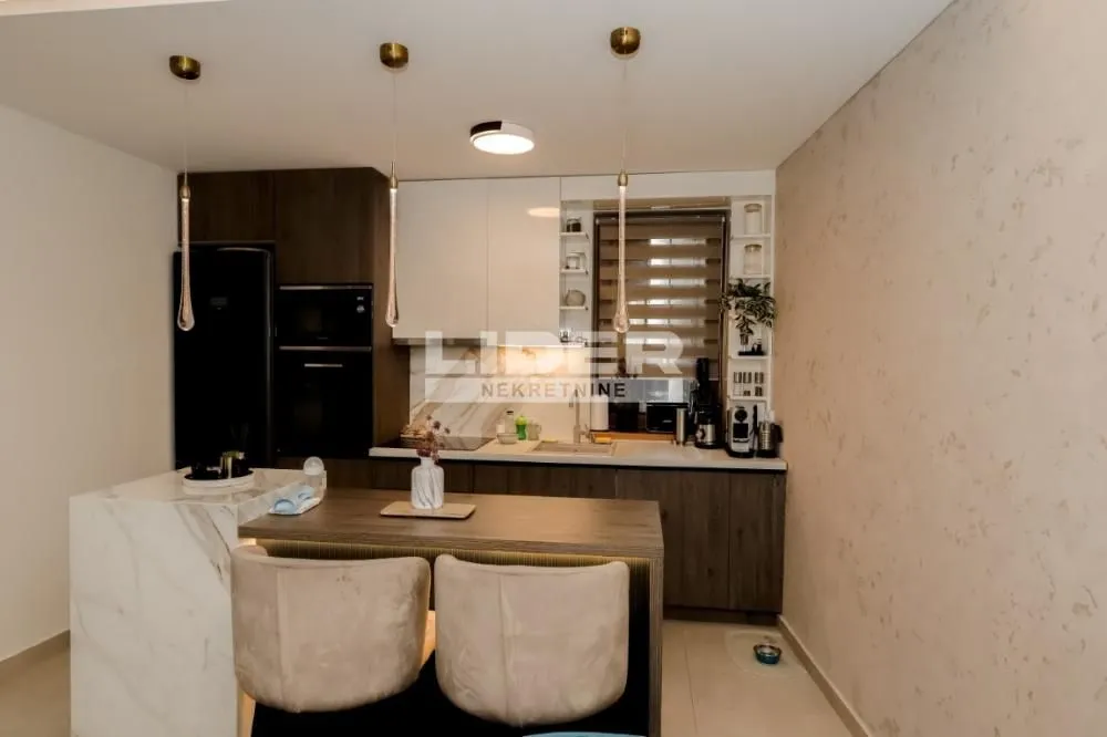 Sale, four bedroom apartment, 115m², Južni Bulevar, Vračar Sve Podlokacije