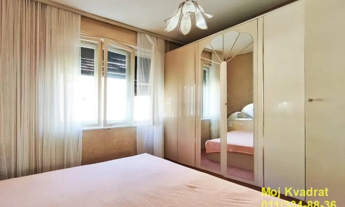 Prodaja, dvosoban stan, 51m², Savski Venac, Beograd