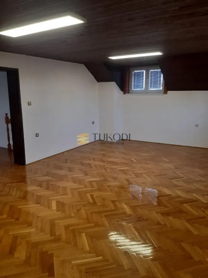 Rent, office space, 303m², Telep, Novi Sad Sve Podlokacije