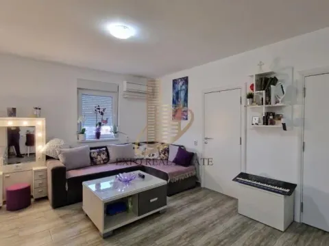 Sale, two bedroom apartment, 45m², Kaludjerica, Grocka - image 5