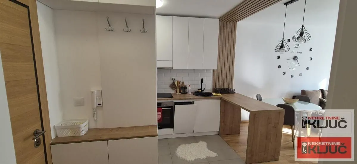 Izdavanje, dvosoban stan, 40m², Liman 4, Novi Sad Sve Podlokacije