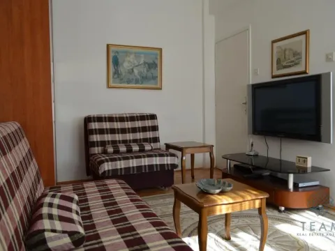 Prodaja, garsonjera, 32m², Centar, Tivat - image 3