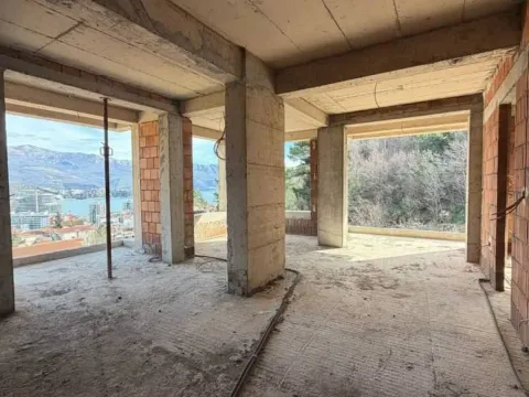 Sale, one bedroom apartment, 46m², Centar, Budva - image 1