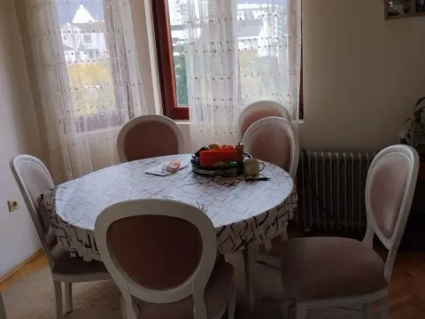Prodaja, trosoban stan, 108m², Malo Brdo, Podgorica - image 8
