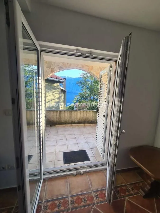 Sale, apartment, 56m², Prčanj, Kotor