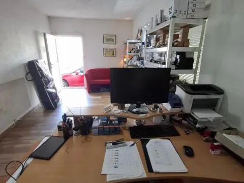 Prodaja, poslovni prostor, 150m², Čukarica, Beograd - image 10