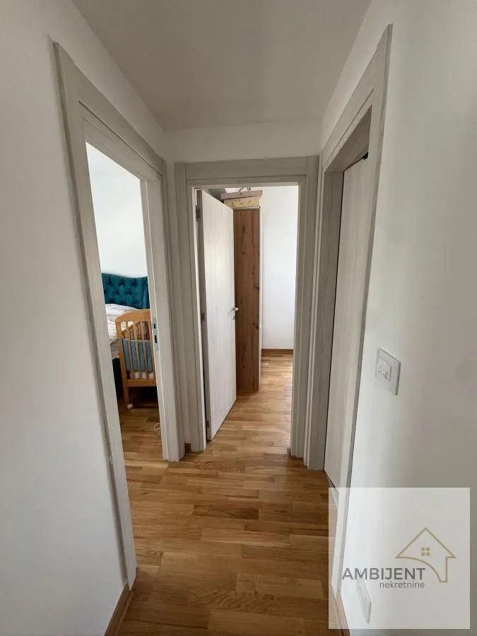 Sale, three bedroom apartment, 56m², Centar, Stara Pazova