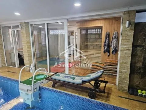 Izdavanje, kuća, 323m², Olimp, Zvezdara Sve Podlokacije