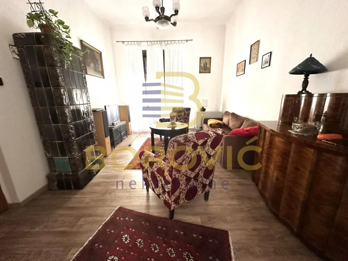 Sale, four bedroom apartment, 107m², Vračar Sve Podlokacije, Beograd