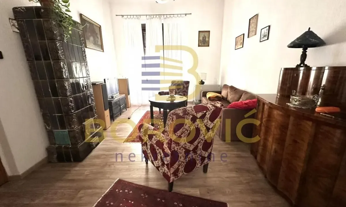 Sale, four bedroom apartment, 107m², Vračar Sve Podlokacije, Beograd