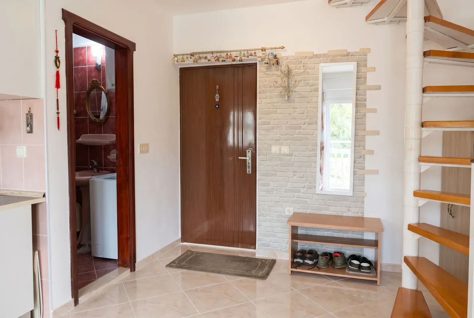 Prodaja, četvorosoban stan, 63m², Rafailovići, Budva