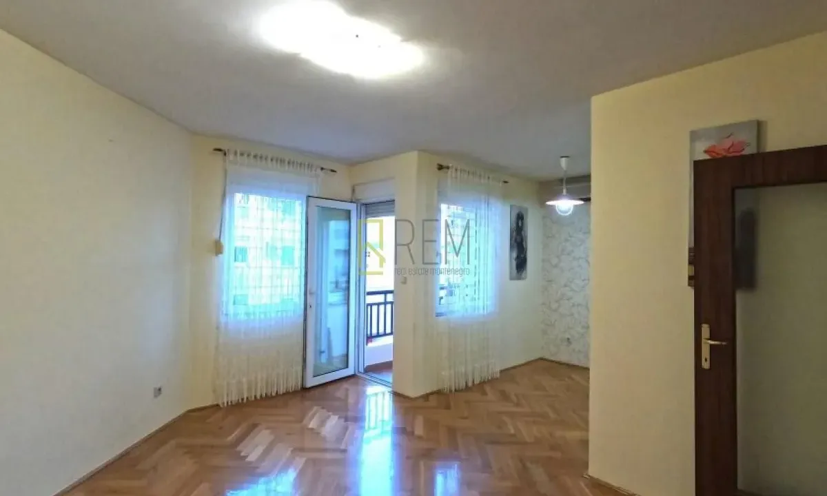 Prodaja, dvosoban stan, 65m², Blok 9, Podgorica